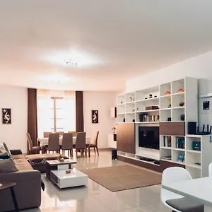 Apartment Belmonte Heights - Luxury 3 Bedroom