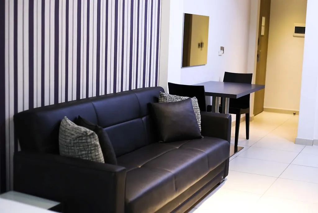 Pebbles Boutique Aparthotel Sliema 3*,  Malta